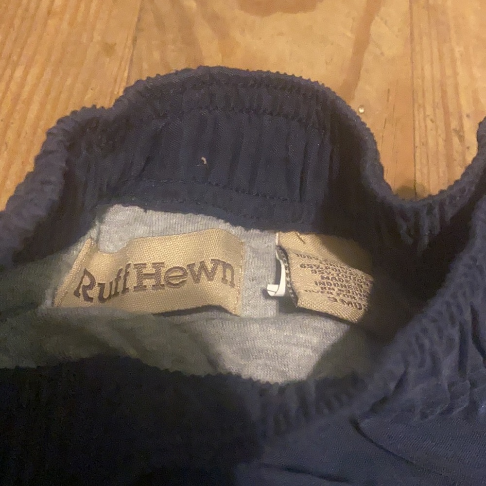 9 month pants - Picture 3 of 4